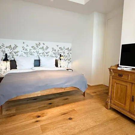 شقة Stylish Riverfront Penthouse With Skyline View أوفنباخ